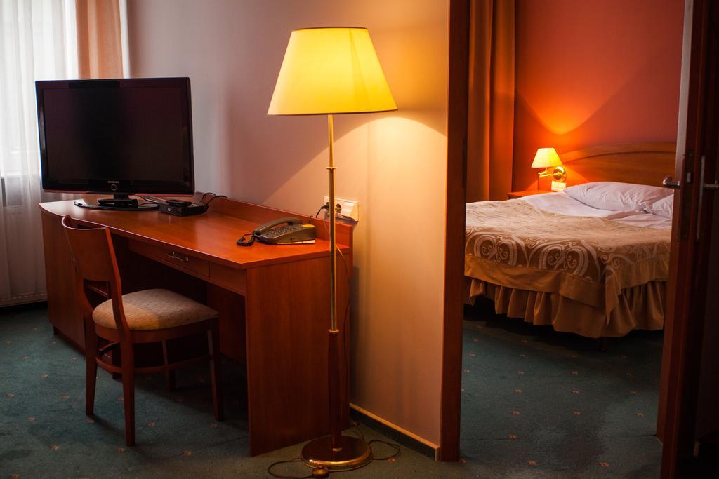 Hostel Ratuszowy Bydgoszcz Esterno foto