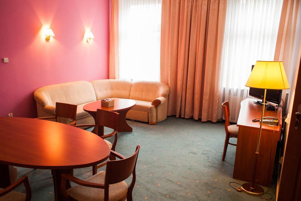 Hostel Ratuszowy Bydgoszcz Esterno foto