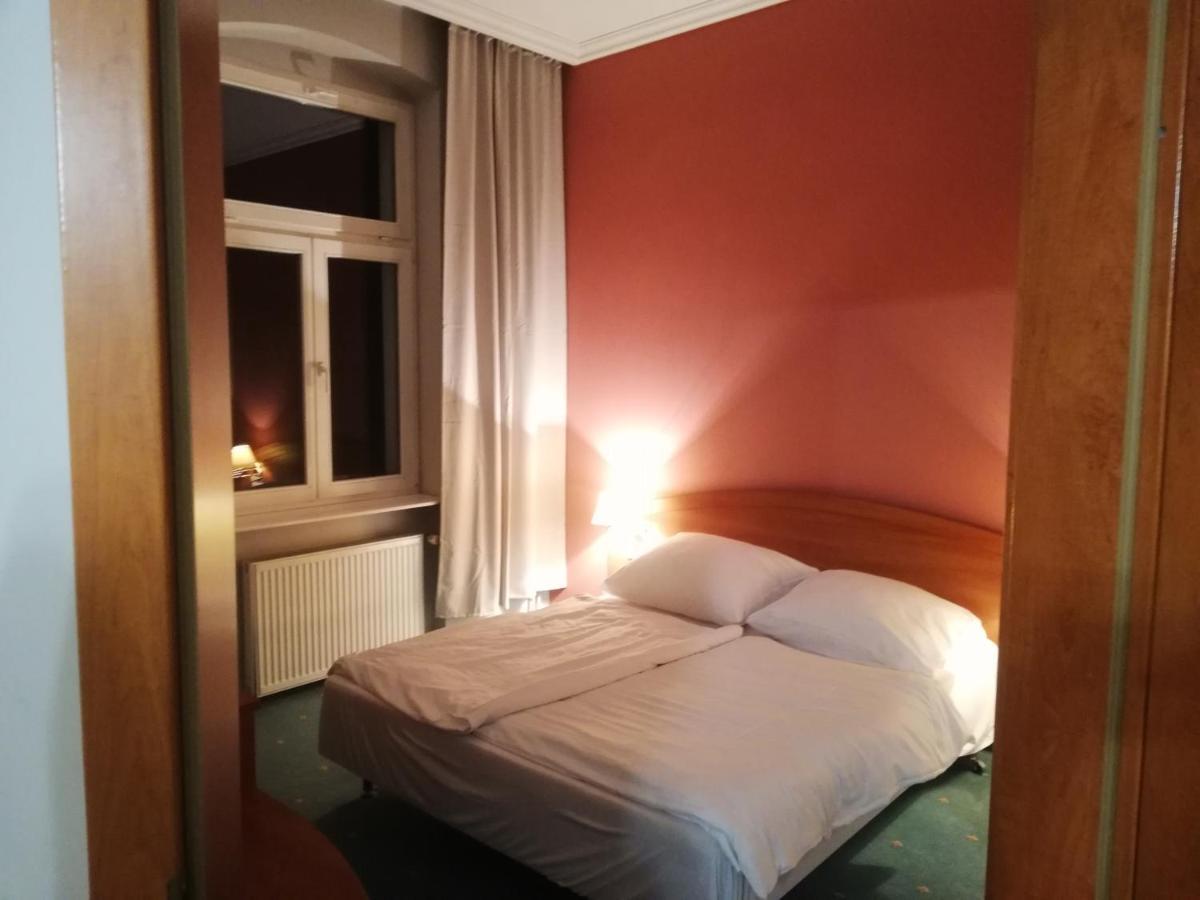Hostel Ratuszowy Bydgoszcz Esterno foto