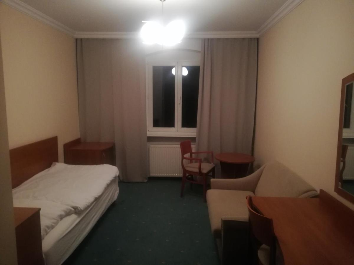 Hostel Ratuszowy Bydgoszcz Esterno foto