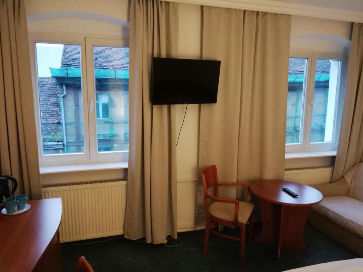 Hostel Ratuszowy Bydgoszcz Esterno foto