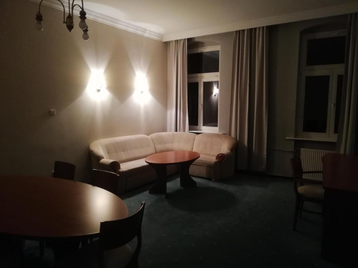 Hostel Ratuszowy Bydgoszcz Esterno foto